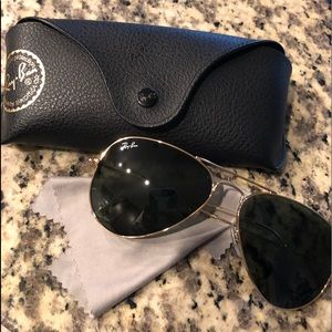Gold Rayban Aviators